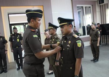 Kajari Tanah Bumbu Pimpin Serah Terima Kasubag Pembinaan