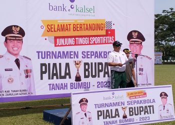 Sekda Tanah Bumbu DR Ambo Sakka Hadiri Turnamen Bupati Cup 2023