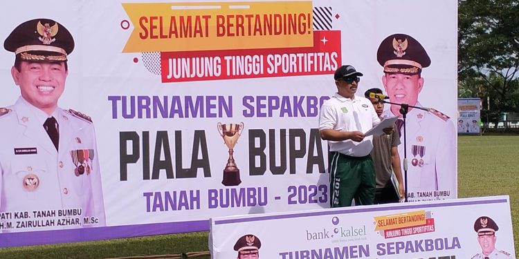 Sekda Tanah Bumbu DR Ambo Sakka Hadiri Turnamen Bupati Cup 2023