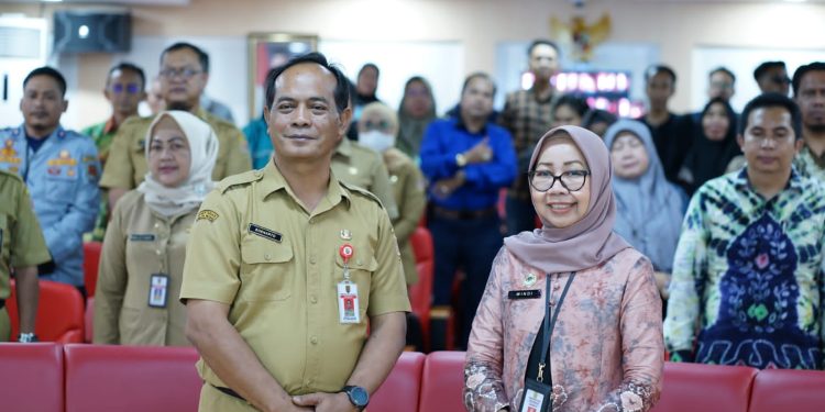 Diskominfotik Banjarmasin dan Wartawan ” Press Room ” ke Semarang