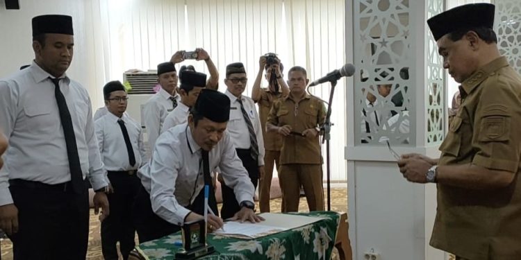 Tiga Desa di Kecamatan Simpang Empat, Miming Boy : Siap Menjalankan Arahan Bupati Zairullah