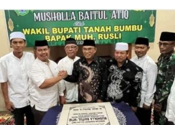 Wakil Bupati Tanah Bumbu Resmikan Musholla Baitul Atiq