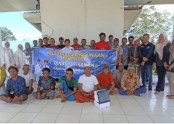 Dinas Perikanan Berikan Alat Pendeteksi Ikan kepada Nelayan