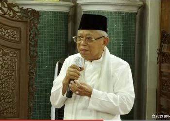 Tarawih di Masjid Banjarbaru, Wapres Uraikan Malam Lailatul Qadar Setara 83 Tahun 4 Bulan