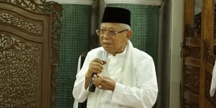 Tarawih di Masjid Banjarbaru, Wapres Uraikan Malam Lailatul Qadar Setara 83 Tahun 4 Bulan