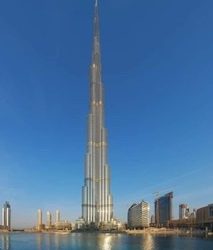 Penghuni Burj Khalifah Dubai di Lantai Puncak Berpuasa Lebih Lama dari di Bawah