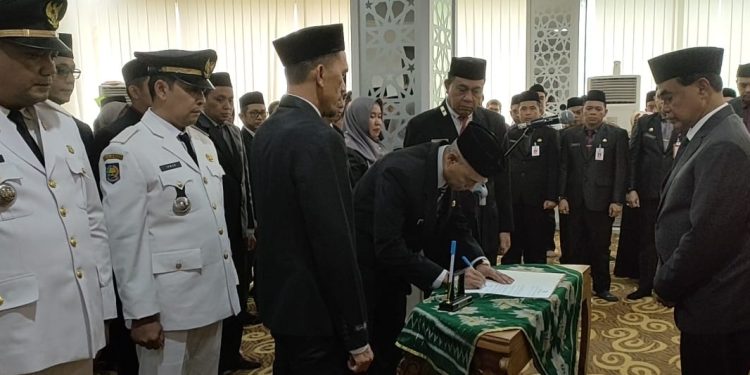 Bupati Lantik Pejabat Struktural dan Fungsional Sebanyak 125 Orang