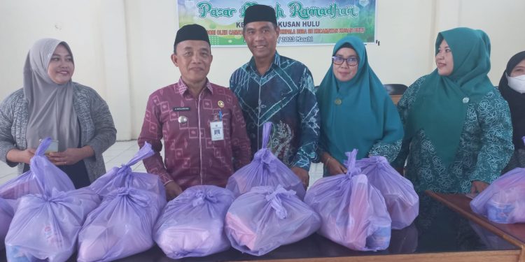 Warga Antusias Sambut Pasar Murah yang Digelar Kecamatan Kusan Hulu