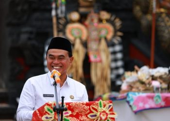 Bupati Resmikan Pura Agung Bhuwana Shanti Desa Mustika