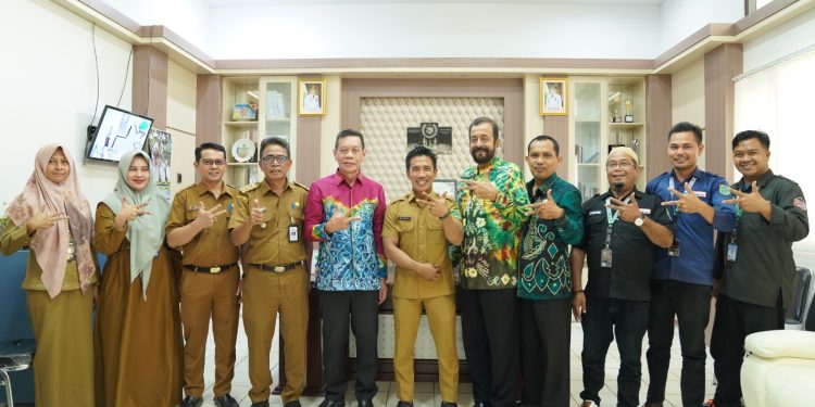 Diskominfo SP Tanbu terima kunjungan kerja KPID Kalsel