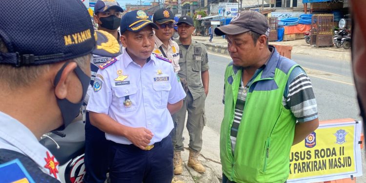 Kadishub Tanah Bumbu Langsung Eksen, Keinginan Bupati Soal Penataan Parkir