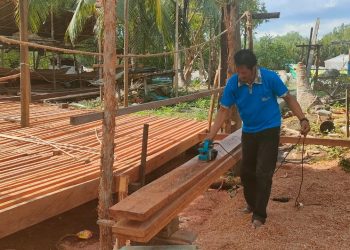 Asran Pattah Ahli Pembuat Kapal Nelayan