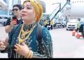 Bandara Heboh, ‘Sultan’ Makassar Ini Kenakan Kerudung Emas Usai Ibadah Haji
