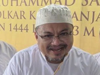 Dilantik sebagai Ketua Kerukunan Bakumpai, Yuni Disebut Gubernur sebagai ‘Pendekar Tertawa’