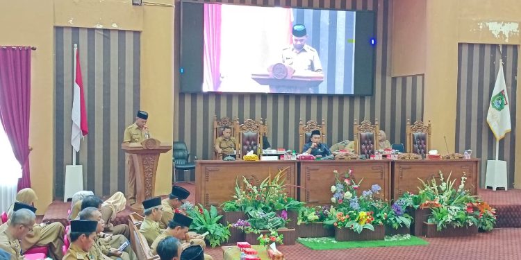 Bupati Tanah Bumbu Sampaikan Perubahan KUA dan Perubahan PPAS Tahun Anggaran 2023