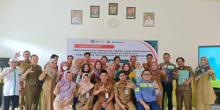 SMAN 1 Angsana Gelar Workshop Implementasi Gerakan Peduli dan Berbudaya Lingkungan Hidup di Sekolah