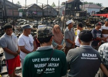 Baznas Banjarmasin Salurkan Bantuan Uang Puluhan Juta pada Korban Kebakaran di Dua Lokasi