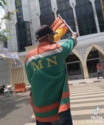 Kai Penyeberang Jalan itu Meninggal, Nitizen Banjarmasin Berduka: Akhir Hayat yang Baik