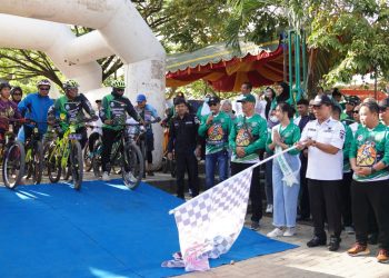 Bupati Zairullah Lepas Peserta Fun Bike Meriahkan Haornas 2023
