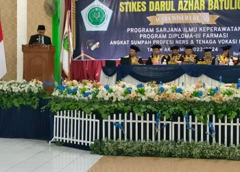 Bupati Tanah Bumbu Hadiri Wisuda ke-14 STIKES Darul Azhar Batulicin