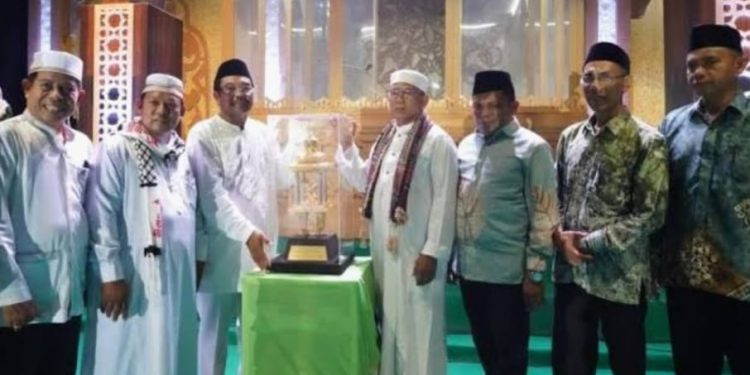 Wabup Tanah Bumbu Tutup MTQN XIX di Karang Bintang
