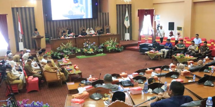 FRAKSI DPRD TANBU APRESIASI LANGKAH DAN KINERJA PEMERINTAH DAERAH