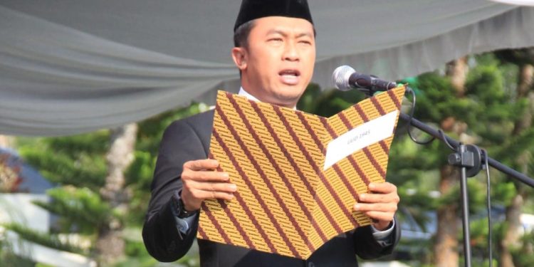 Said Ismail Bacakan Naskah UUD 1945 Dihari Pahlawan
