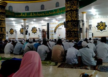Ratusan Jamaah Lailatul Jumat Padati Masjid Darul Azhar Nurussalam