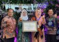 Bunda PAUD Tanah Bumbu Terima Penghargaan dari Kemendikbudristek