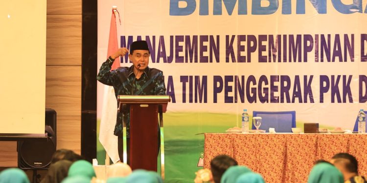 Zairullah Buka Diklat Manajemen Kepemimpinan dan Pengembangan Kepribadian TP PKK Desa se-Tanah Bumbu