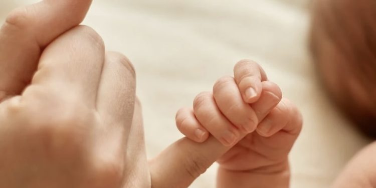 Di Banjarmasin, Orok Masih Berdarah Ditinggal Ibunya di Warung Kosong di Malam Buta