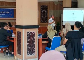 Zainal Helmie Buka Pra UKW PWI Kota Banjarbaru