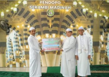Abah Zairullah Serahkan Infak Kemanusiaan Palestina Rp518 Juta Lebih
