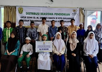 Seratus Lebih  Pelajar Terima Beasiswa dari Baznas Kota Banjarmasin