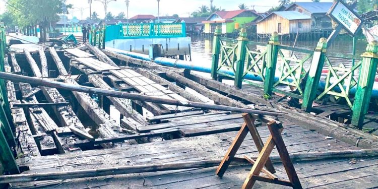 Gerancaian Berkepanjangan, Jembatan Ulin Masjid Sultan Suriansyah Diperbaiki Sementara? Begini Kondisinya Kini