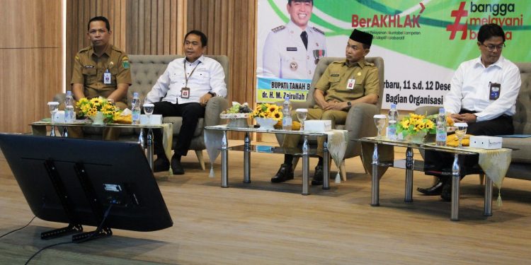 Pemkab Tanah Bum Gelar Workshop Percepatan dan Penguatan Reformasi Birokrasi dan SAKIP
