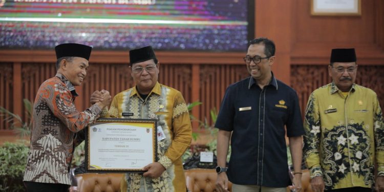 Tanah Bumbu Terbaik ke-3 Dalam Kinerja Pengelolaan DAK Fisik TA 2023