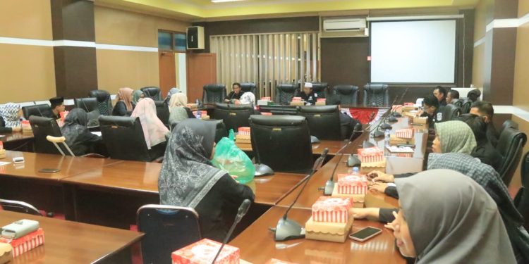 SETWAN TANBU BAHAS PERSIAPAN RESES MELALUI RAPAT INTERNAL