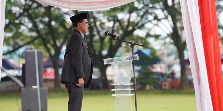 Bupati Abah Zairullah Inspektur Upacara Parade Peringatan Hari Pahlawan 7 Februari