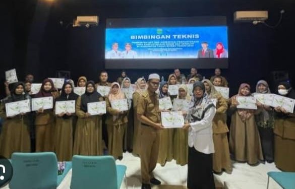 Dispersip Tanah Bumbu Gelar Bimtek Pengelola Perpustakaan Sekolah