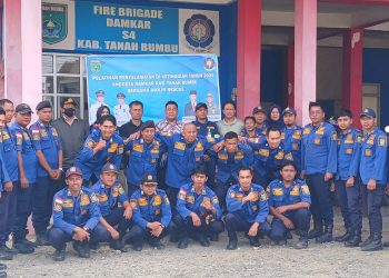 Kerjasama Jhonlin Rescue, Damkar Tanah Bumbu Gelar Pelatihan Penyelamatan dari Ketinggian
