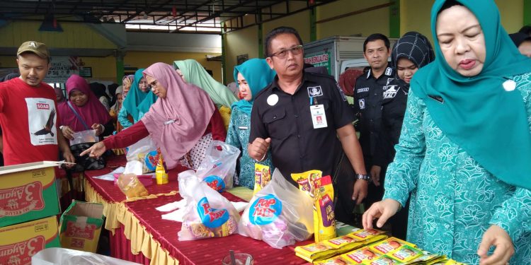 Warga Sambut Antusias Pasar Murah di Tanah Bumbu