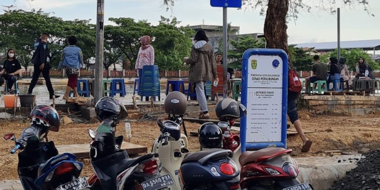 Petugas Parkir di Banjarmasin Gercap Respons Rencana Kenaikan Tarif Jadi Rp3 Ribu
