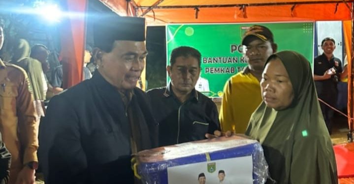 Bupati Abah Zairullah Kunjungi Korban Kebakaran Satui