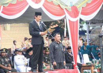 WAKIL KETUA DPRD TANBU HADIRI PERINGATAN UPACARA HARI PAHLAWAN