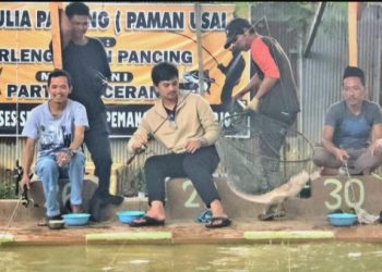Ketua DPRD Tanbu Ikut Lomba Mancing Ikan Lele