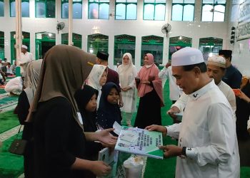 Hari Kelima Ramadhan, Abah Zairullah Kunjungi Tiga Masjid di Kusan Hilir
