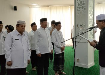 Bupati Tanah Bumbu Abah Zairullah Kukuhkan Pengurus FKUB 2024 -2029