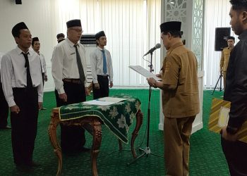 Bupati Abah Zairullah Lantik Anggota BPD Desa Al-Kausar dan Makmur Mulya Kecamatan Satui