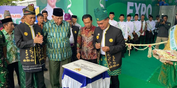 Waket DPR Tanbu Berikan Apresiasi dan Minta Dikelola Dengan Baik Gedung 7 Februari